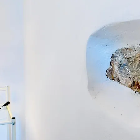 Cassiopea Evia Greece Nerotriviá